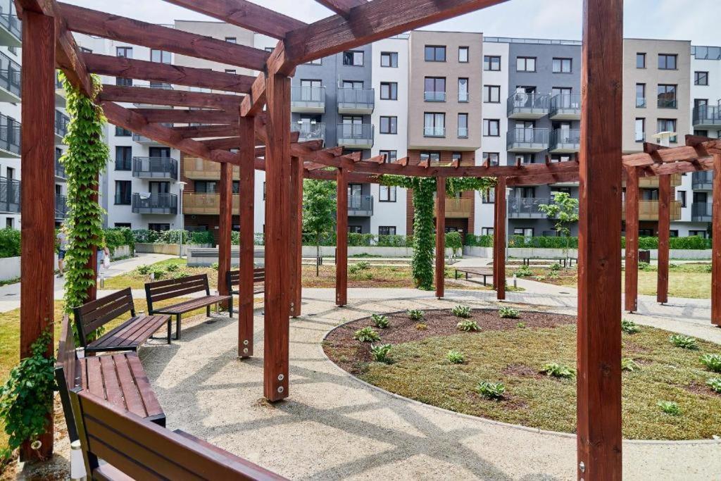Green Terrace Centrum Apartment วรอตซวาฟ ภายนอก รูปภาพ